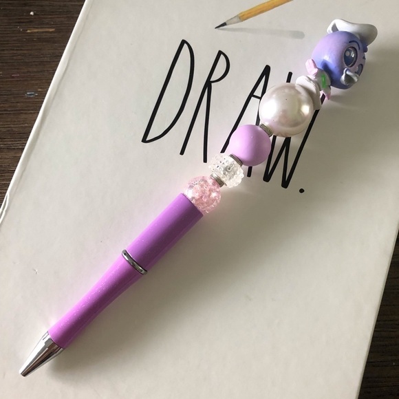 Disney Doorables: Mickey Mouse & Friends: Donald Duck handmade pens - Picture 3 of 4